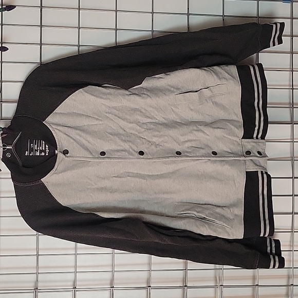 Gap Men's Sweater Snap Buttons Size Large Two Shades of Gray - Picture 1 of 7